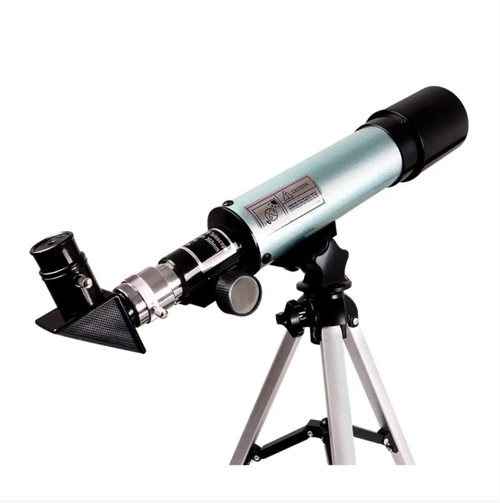Telescópio Espacial 90x (com tripé portátil): Equipado com duas oculares - H20mm e H6mm, possui distância focal de 360mm e abertura de 50mm.  Pode fazer com que os planetas e a lua pareçam muito maiores e mais brilhantes diante de seus olhos.  É um excelente ajudante para os entusiastas da astronomia explorarem convenientemente o universo.  Apresenta as maravilhosas cenas do universo diante de seus olhos, o que é realmente surpreendente!