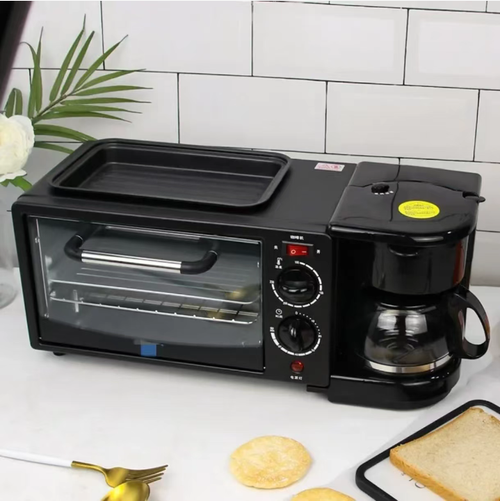Esta máquina de café da manhã 3 em 1 integra as funções de fazer café, Os dois tubos de aquecimento na parte superior e inferior controlam uniformemente a temperatura, permitindo operações simultâneas de cozimento, fervura e fritura.  Economiza tempo e é delicioso.  Seja para funcionários de escritório ocupados que precisam se apressar ou para os amantes da comida que desejam variedade, ele pode facilmente preparar um café da manhã delicado, adicionando vitalidade e pequenas alegrias à vida.