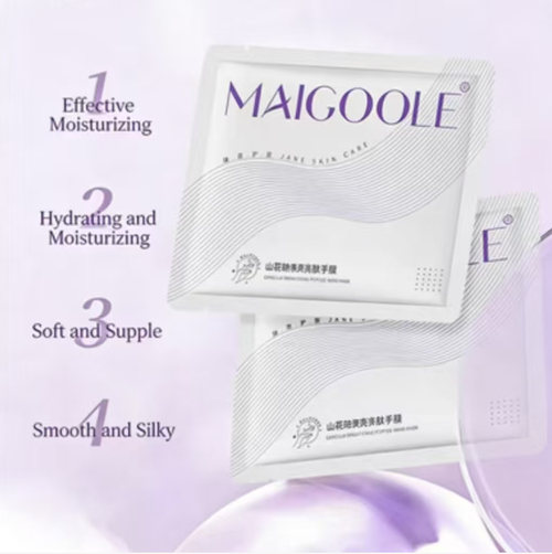 This scar and burn wound repair cream is specially designed to treat surgical scars, burn marks, and hypertrophic scars. It has a smooth texture that is easy to absorb. It has 6 layers of repair power, which can soften hard scars and lighten pigmentation. If you place an order today, you will receive 3 boxes, which is enough for about half a year's usage. It can hide the marks and help you regain confidence in showing your skin. The cost-performance ratio is absolutely perfect!