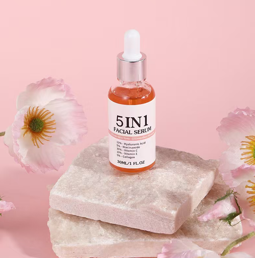 Order today and get 5 bottles of the 5-in-1 anti-aging essence! It has moisturizing, brightening and firming effects. The egg white texture quickly penetrates without being sticky. It can remove yellowish discoloration and fine lines, and improve skin texture. It is suitable for both dry and oily skin. Use one tube in the morning and one in the evening, and 5 bottles are enough for two months. This simplifies your skincare routine and keeps you young!