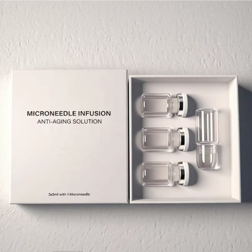 This microneedle essence combined with microneedles enables you to infuse nutrients into the skin's base at home: first nourish and hydrate the skin, then replenish elasticity, combat sagging, smooth out roughness and rejuvenate it. The ingredients are gentle, saving you the cost of a professional treatment, and the anti-aging effect is more pronounced.