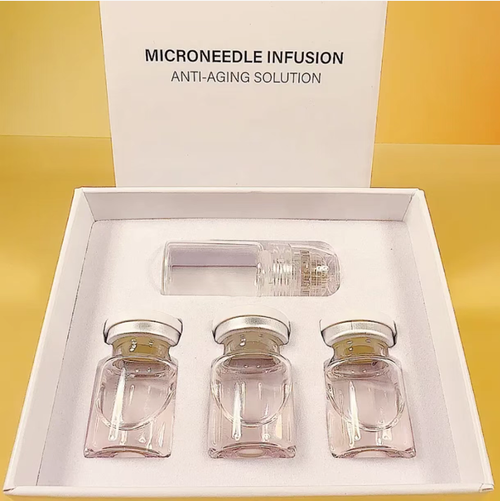 This microneedle essence combined with microneedles enables you to infuse nutrients into the skin's base at home: first nourish and hydrate the skin, then replenish elasticity, combat sagging, smooth out roughness and rejuvenate it. The ingredients are gentle, saving you the cost of a professional treatment, and the anti-aging effect is more pronounced.
