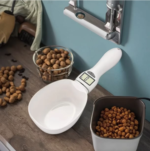 Faça o pedido hoje e você receberá 2 colheres medidoras eletrônicas profissionais e precisas para cozinha.  Essas colheres têm sensibilidade extremamente alta e podem mostrar o peso com precisão.  Eles podem alternar entre diferentes unidades de medida, como gramas, mililitros, xícaras, onças, etc. sólidos, líquidos e ração para bebês.  A operação é simples e fácil de dominar, eliminando a necessidade de etapas complicadas, tornando a pesada da cozinha precisa e sem preocupações.