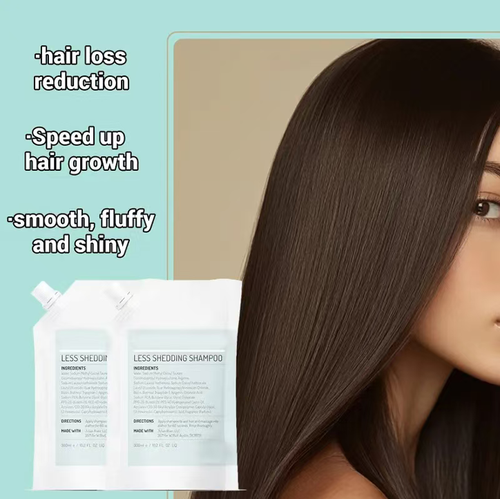 This anti-hair loss shampoo helps prevent hair loss when used for washing, makes the hair follicles fuller, controls oil and dandruff, and is gentle on the hair. It makes the hair fluffy and smooth after washing. The 300ml bagged version is portable and helps to achieve healthy and luscious hair.