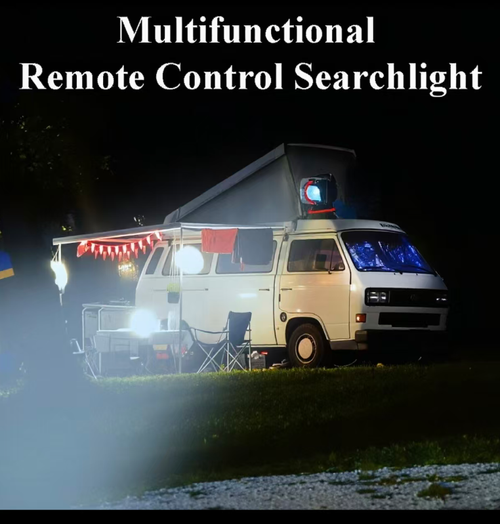 Este holofote LED controlado remotamente montado no veículo é compatível com vários modelos de veículos. ele pode alcançar uma rotação horizontal de 360° e possui uma lâmpada LED de alta intensidade que pode focar a luz intensamente.  Tem um longo alcance e é à prova d'água e à prova de poeira nível IP65.  A base magnética forte torna a instalação conveniente.  É uma ferramenta prática e luminosa para off-road noturno, trabalhos ao ar livre e situações de emergência veicular.