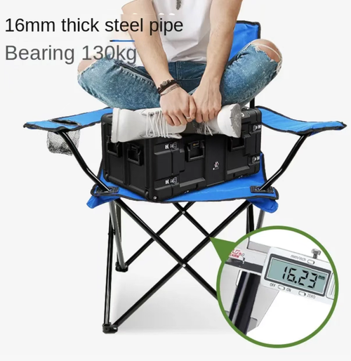 Esta cadeira dobrável para duas pessoas com guarda-chuva apresenta um design de assento duplo conectado, tornando-a adequada para acampamento, piqueniques e relaxamento na praia.  Pode ser compartilhado com amigos para aproveitar um tempo agradável juntos.  Ele vem com um guarda-chuva ajustável, conveniente para guardar alimentos e itens pequenos.  Ele pode ser dobrado sem instalação e é portátil e fácil de transportar, tornando-se uma escolha confortável para viagens ao ar livre.