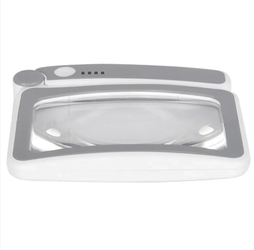 Lupa LED portátil quadrada, com lente de alta definição que oferece amplo campo de visão, 10 luzes LED com três modos de iluminação suave ajustáveis. Carregamento via USB com indicador do nível da bateria. Alça dobrável para portabilidade. Interruptor de controle por toque para operação fácil. É uma ferramenta prática para idosos na leitura e trabalhos detalhados, adequada tanto para leitura noturna como para tarefas específicas. A leitura e a observação tornam-se mais fáceis.