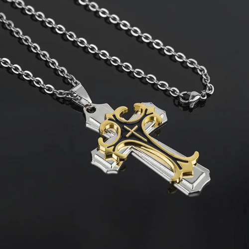 Colar pendente em cruz com dupla camada gravada no estilo retrô. O metal polido como espelho é resistente ao desbotamento. Disponível nas cores dourado preto e prata pura. Acompanha uma corrente fina de ossos de dragão lisa. Possui um estilo minimalista punk-americano-europeu. Adequado tanto para homens como para mulheres, pode ser combinado com camisetas, jaquetas de couro ou roupas de trabalho. É um acessório elegante, chamativo e versátil, ideal para o estilo urbano diário.