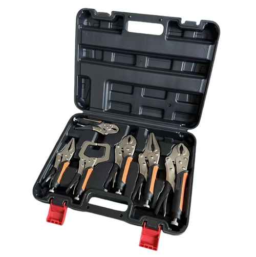 Ferramentas de prensagem pesadas de 6 peças, equipadas com uma caixa de armazenamento resistente. São disponíveis diversos tipos de pinças para atender diferentes necessidades de fixação.adequadas para soldagem, reparos automotivos e posicionamento em processamento de ferragens. Não devem ser utilizadas como pás de mão e devem evitar operações bruscas. É necessário realizar limpeza e manutenção regulares. As ferramentas que apresentarem deformações ou danos não devem mais ser utilizadas.