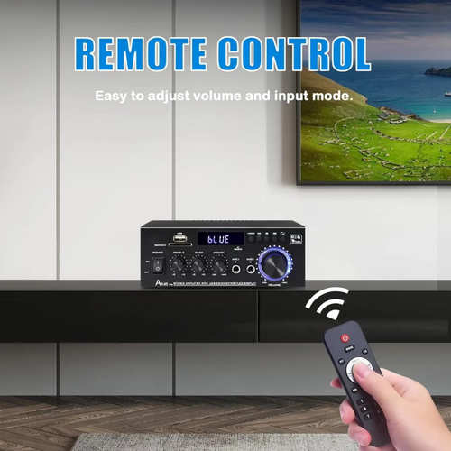 Amplificador de potência Bluetooth de duplo canal, com suporte a Bluetooth USB, cartão TF, reprodução multimodo de rádio FM,ajuste independente de frequências alta e baixa, e exibição digital na tela. O corpo metálico favorece a dissipação de calor, é compatível com alto-falantes passivos, adequado para uso doméstico, lojas e pequenos ambientes externos, podendo ser usado para montar um sistema de áudio simples. É um dispositivo de áudio prático para a construção de um pequeno sistema de som.