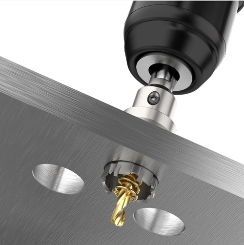 Chave elétrica sem escovas de grau automotivo, com forte potência de motor sem escovas e longa vida útil, também possui funções de chave de fenda, furação e pistola de ar.  É versátil para diversos cenários de reparo automotivo e modificação de veículos.  Com grande torque, múltiplos soquetes e design durável, é uma ferramenta que aumenta a eficiência para técnicos automotivos, tornando a instalação e remoção de parafusos profissional e sem esforço!