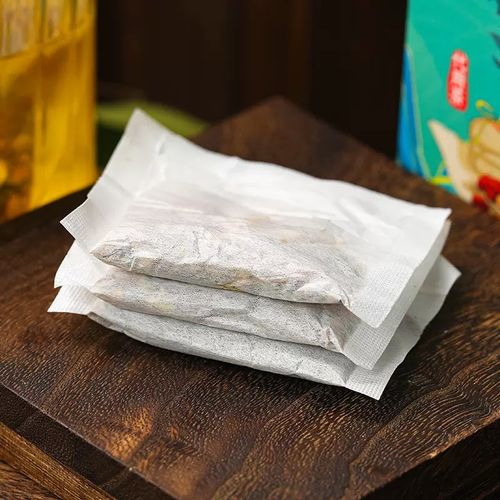 Fiz o pedido hoje e recebi 3 caixas, totalizando 90 pacotes. Selecionando 18 sabores diferentes de ervas, ela limpa efetivamente o fígado, melhora a visão e alivia o desconforto hepático. Para quem usa os olhos há muito tempo, tem padrões de sono irregulares e é propenso à síndrome do cio, feche os olhos e tome o medicamento. Tome 1 pacote por dia fervendo água. Ele nutre suavemente o fígado e é a chave para os cuidados diários de saúde. Beba para a saúde!