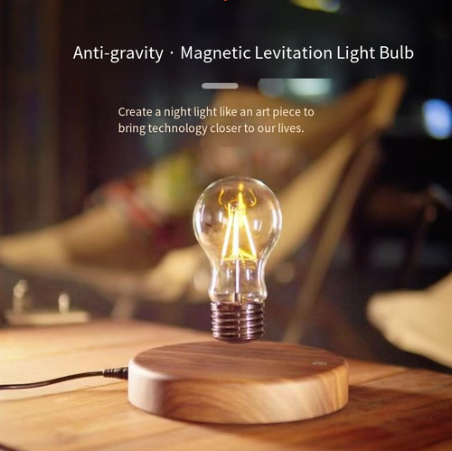A tecnologia de levitação magnética faz a lâmpada flutuar livremente sobre a base de madeira.  É sem fio e sem bateria, alimentado por indução.  A luz quente se espalha, criando uma atmosfera leve e arejada.  O interruptor de controle por toque permite o controle de luz com um único botão.  Pode ser usado como luz noturna ou como uma obra de arte minimalista.  Quando colocado na mesa de cabeceira ou na mesa, transmite plenamente uma sensação de tecnologia e serenidade.