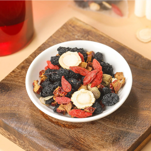 Faça o pedido hoje e receba 100 pacotes!  Ele contém cinco ingredientes preciosos, como ginseng e bagas de goji.  Os ingredientes são cientificamente equilibrados, ajudando a revitalizar o corpo e nutrir os rins, além de aliviar a fadiga.  Os pacotes têm formato triangular independente, tornando conveniente a preparação.  Ela mantém você ativo e é uma excelente escolha para os cuidados diários de saúde e suplementação de energia dos homens.  Aproveite a oferta e faça estoques rápido!