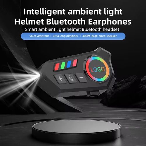 Este fone de ouvido Bluetooth para capacete integra iluminação LED e luzes ambientes inteligentes, aumentando a segurança e o frescor durante os passeios noturnos. A conexão Bluetooth é estável, permitindo chamadas telefônicas claras e reprodução de música. Tem uma duração de bateria de 40 horas e é fácil de usar, proporcionando vários benefícios para passeios diários ou de longa distância.