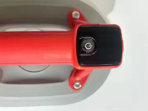 Esta ventosa elíptica elétrica de nível industrial com tela de exibição apresenta força de sucção elétrica forte e uniforme, e a tela digital fornece monitoramento em tempo real dos parâmetros, permitindo operação visual e controlável. É feito de materiais de nível industrial e possui uma alça ergonômica para maior conforto. É uma excelente ferramenta para melhorar a eficiência e a segurança do manuseio de objetos pesados!