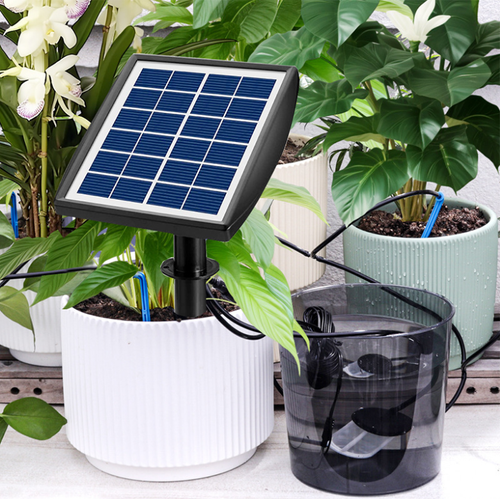 1 Pull15, máquina inteligente de irrigação movida a energia solar, irrigação automática movida a energia solar.  1 unidade pode conectar 15 cabeças de irrigação por gotejamento.  Controle preciso da água sem desperdício.  Mesmo viajando, você pode garantir que as plantas verdes recebam água suficiente.  É uma ferramenta conveniente para quem cultiva flores, permitindo que regem suas plantas livremente!