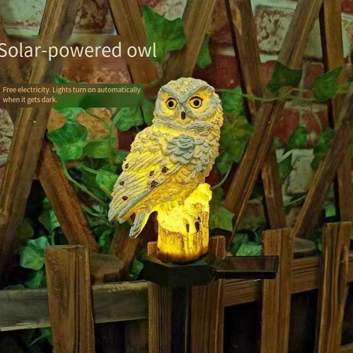 Faça o pedido hoje e você receberá 3 luminárias decorativas paisagísticas de chão de coruja solar.  Essas luzes solares de chão para corujas armazenam energia durante o dia e acendem automaticamente à noite.  O material de resina impermeável tem uma forma realista.  Eles podem ser usados tanto como decoração de jardim quanto como fonte de iluminação.  A instalação de pé é conveniente, injetando uma atmosfera animada ao ar livre.