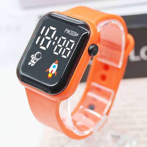Blood pressure measuring smartwatch