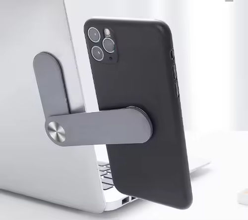 Magnetic expansion stand for tablet screen