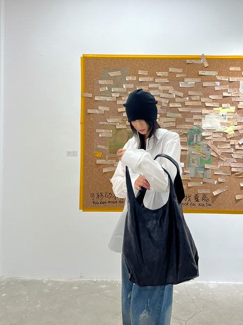 Women's Retro Style PU Tote Bag New Fashion Large Capacity Underarm Oil Wax Purses and Handbags Portable for Ladies