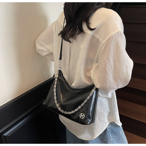 2025 New Women Multi Function Tote Backpack Oil Wax PU Leather Adjustable Shoulder Strap Schoolbag Fashion Trending Underarm Bag