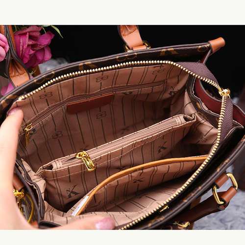 Loumixer 2025 Women's Handbag High-End All-Match Tote Bag with PVC Lining Zipper Closure Chain Decoration