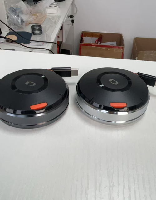 Metal Zinc Alloy Portable Three-in-one Telescopic Line Magnetic Wireless Charging Phone Watch and Earphone Stand