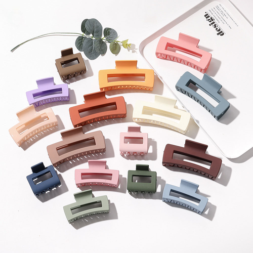 Solid color matte hairpin clasp, large plastic clip, anti-slip, strong hairpin hair clamp, suitable as accessories for women and young girls to wear.