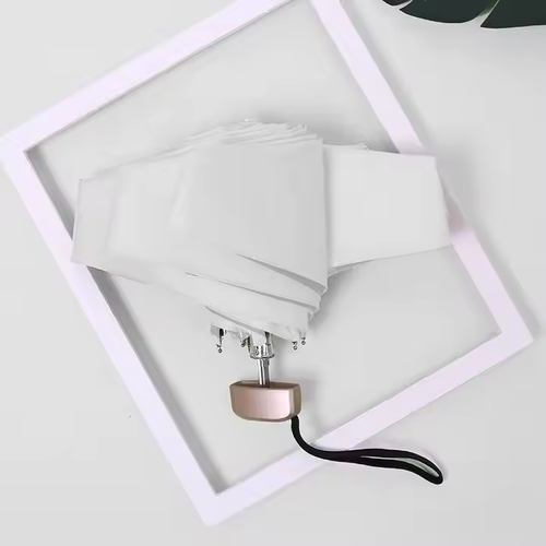 This brand-new 17-centimeter portable mini umbrella sunshade is equipped with waterproof and UV protection features, and it is also beautifully designed.