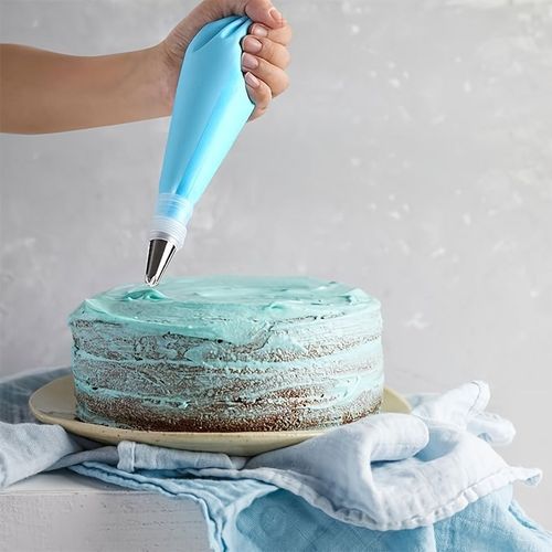 Cake Decorating Kit