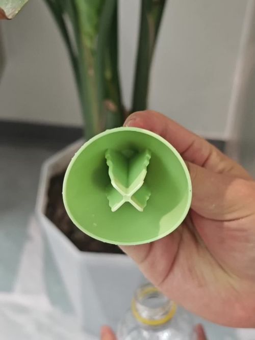 Adjustable Watering System