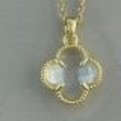 New Micro-Pavé Shiny Four-Leaf Clover Necklace for Women - 18K Gold Plated Collarbone Chain, Unique Luxury Minimalist Design, Dainty Elegant Jewelry for Daily Wear & Special Occasions, Versatile Gift