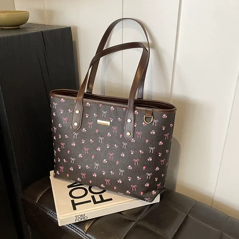 Women's Elegant Ditsy Floral Bow Pattern 25 fall&winter PU Leather Tote Bag, Large Capacity Shoulder Bag for Daily Used, Casual Trendy Versatile High-quality Daily Commuting Bag