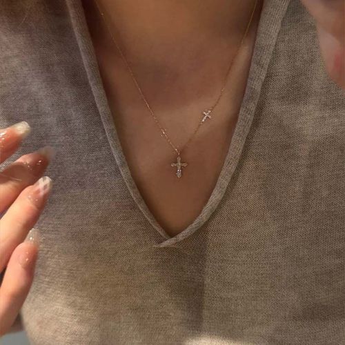 Women's Vintage Double Cross Necklace - Pave Diamond Dainty Collarbone Chain, Luxury Niche Design Pendant, Ideal Birthday Gift for Her