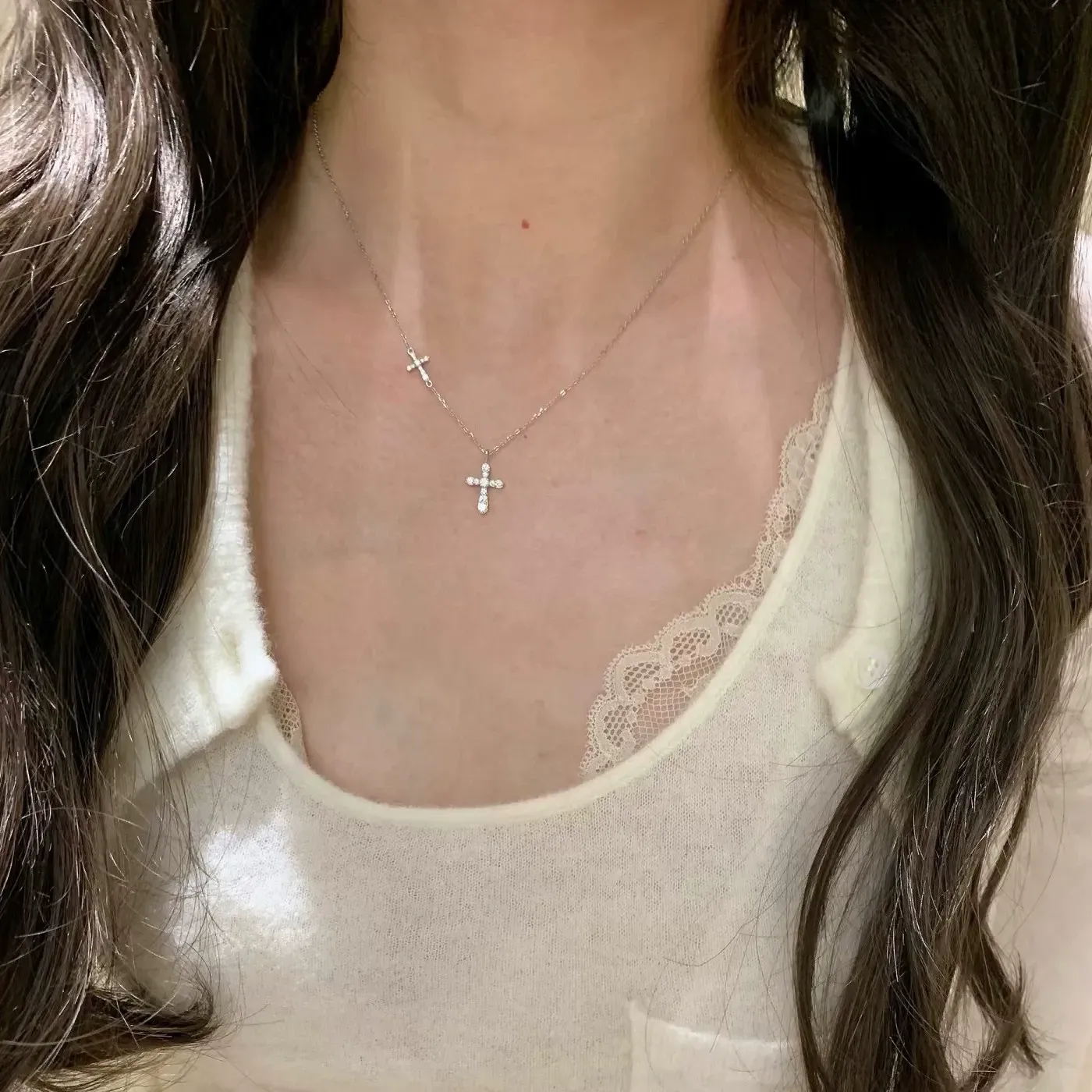 Women's Vintage Double Cross Necklace - Pave Diamond Dainty Collarbone Chain, Luxury Niche Design Pendant, Ideal Birthday Gift for Her