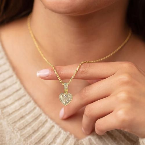 Hip Hop Heart Necklace for Women, Cubic Diamond Heart Pendant Necklace with 14K Gold Plated Heart Charm Chains Birthday Gifts for Women