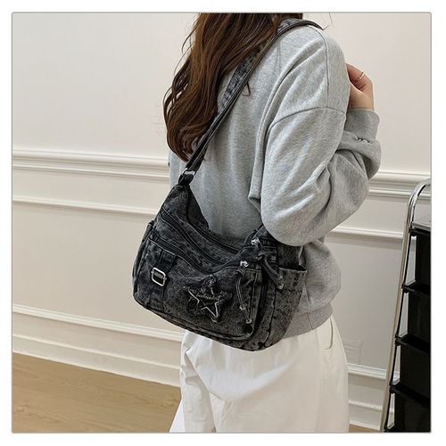 Casual and fashionable multi pocket star pattern design bag Embellished Shoulder Bag can be worn on one shoulder or diagonally