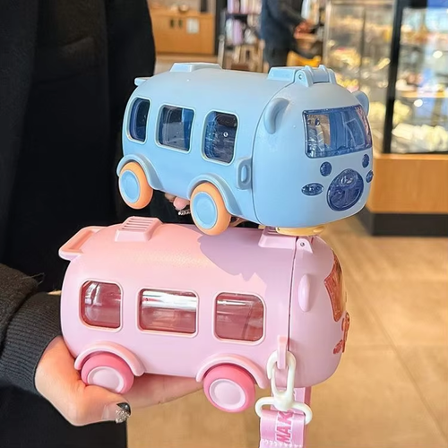 Baby bus car cup with strap for big kids plastic cup large capacity creative straw cup, 40% off sale, free shipping