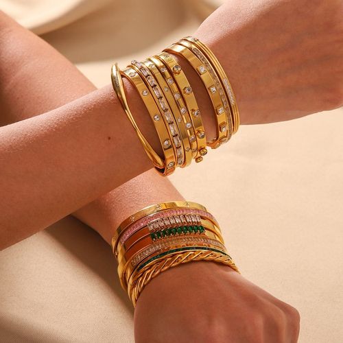 Exquisite Stainless Steel Fashion Jewelry Bracelets 18K Gold Plated Open Cubic Zircon Nail Bangle Couple Bracelet for Women Men