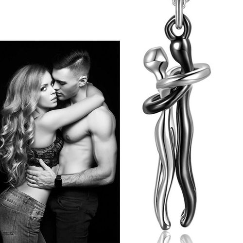 Hug Couple Necklace Classic Embrace Pendant Necklace Ladies Stainless Steel Chain Fashion Jewelry for Women Collar De Pareja