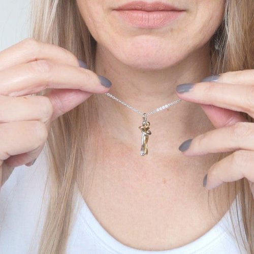Hug Couple Necklace Classic Embrace Pendant Necklace Ladies Stainless Steel Chain Fashion Jewelry for Women Collar De Pareja