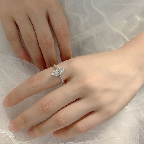 Best Design Gold Plated Marquise Cut Moissanite Ring VVS 1 2 Carat Halo Diamond D Color S925 Sterling Silver For Women Wedding