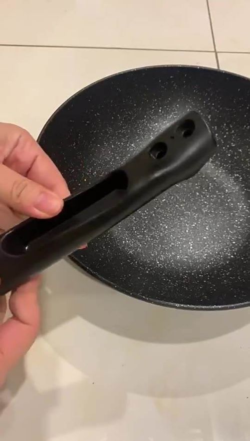 5-Layer Thickened Non-Stick Medical Stone Iron Pan Universal Stove Suitable Household Wok