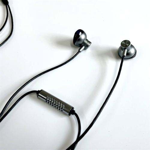 Portable Wired Headphones Noise Cancelling in Ear Waterproof Sports Band Microphone Wired Earphone