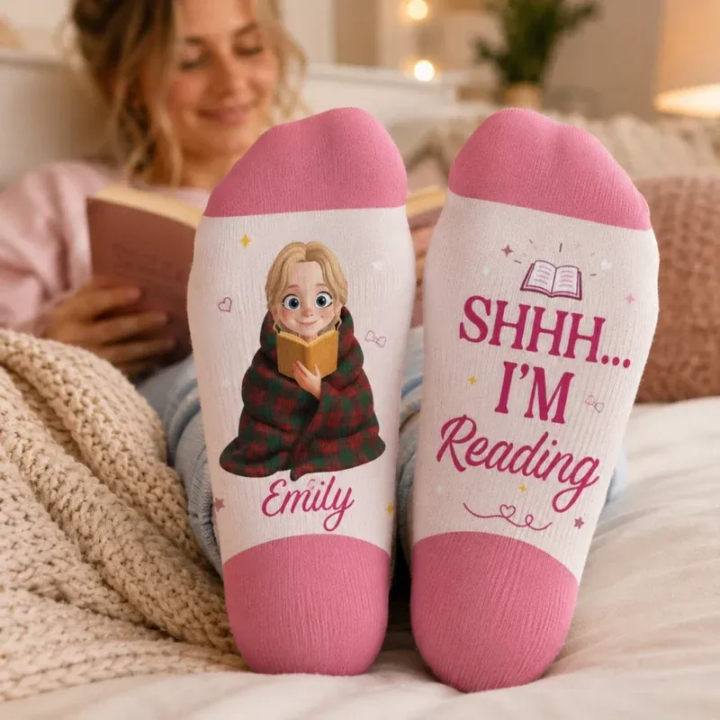 Personalized Book Lover Socks – Please Hold