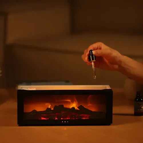 Flame-shaped aromatherapy humidifier
