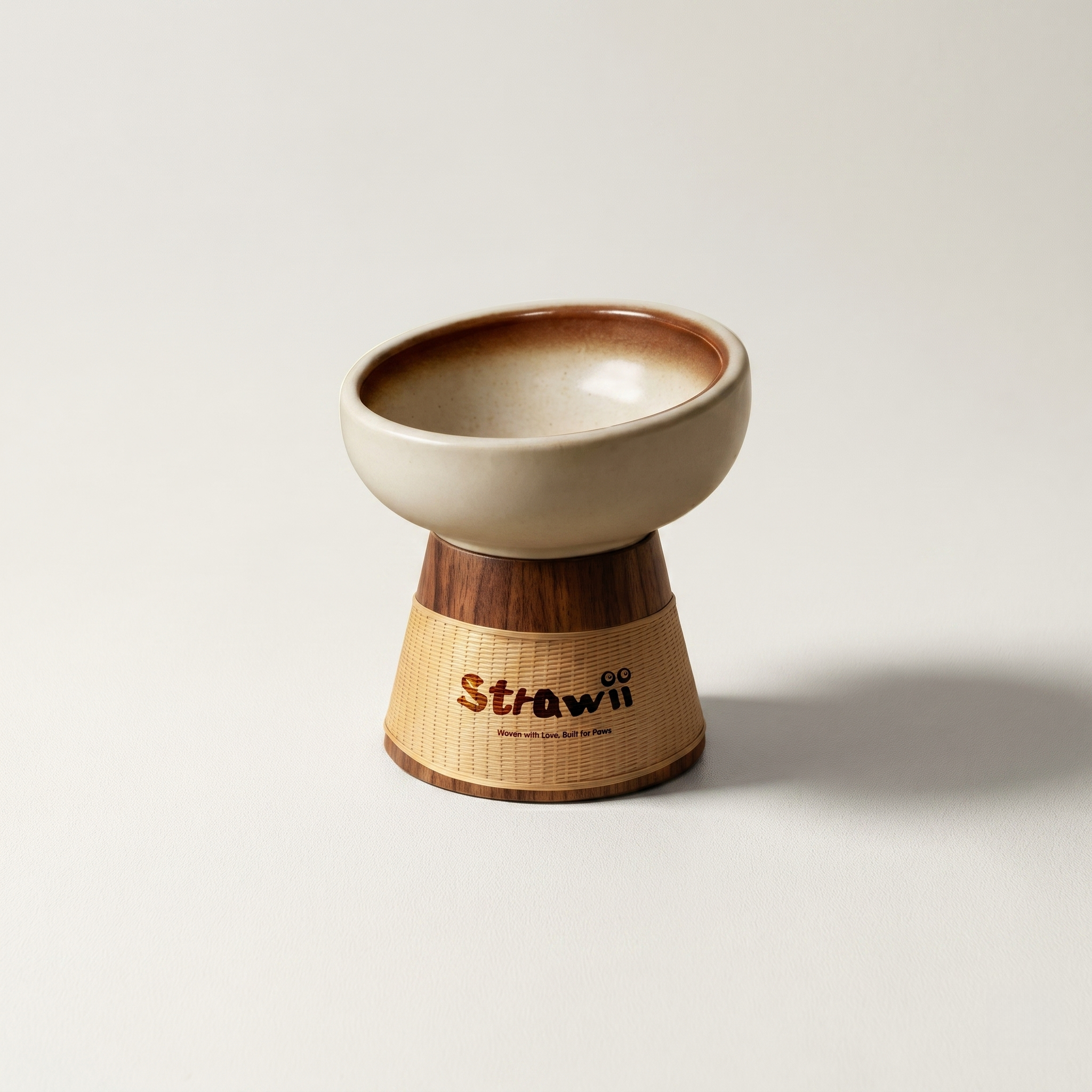 strawii Minimalist Ceramic Dog Bowl - Heavyweight & Anti-Slip for Everyday Dining