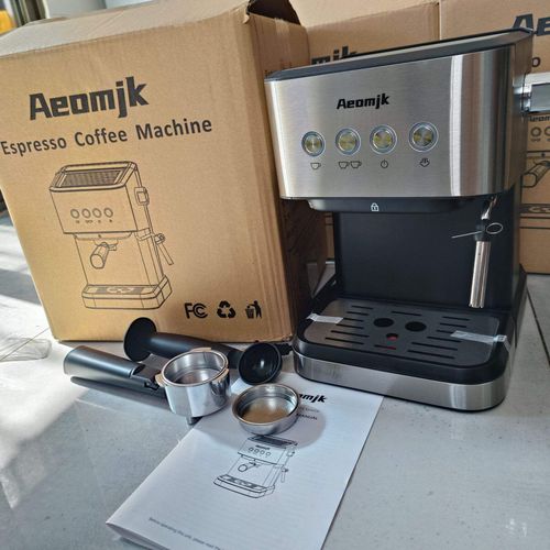Household Coffee Maker Machine 1.5L Espresso Machine 20 Bar Cappuccino Latte Coffee Maker Milk Frother