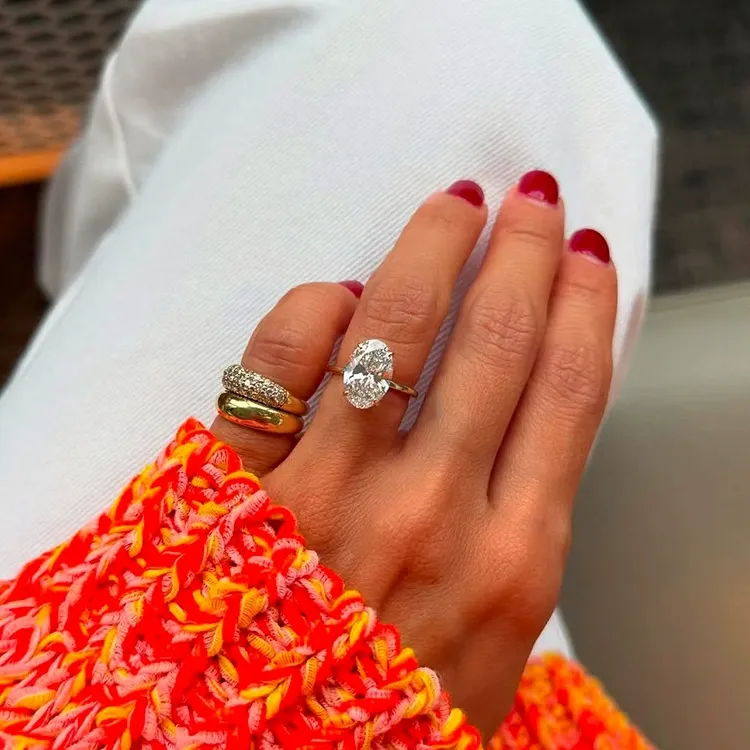 Starry Sky Cut French minimalist style large carat oval diamond ring for women (with pigeon egg-shaped diamond)